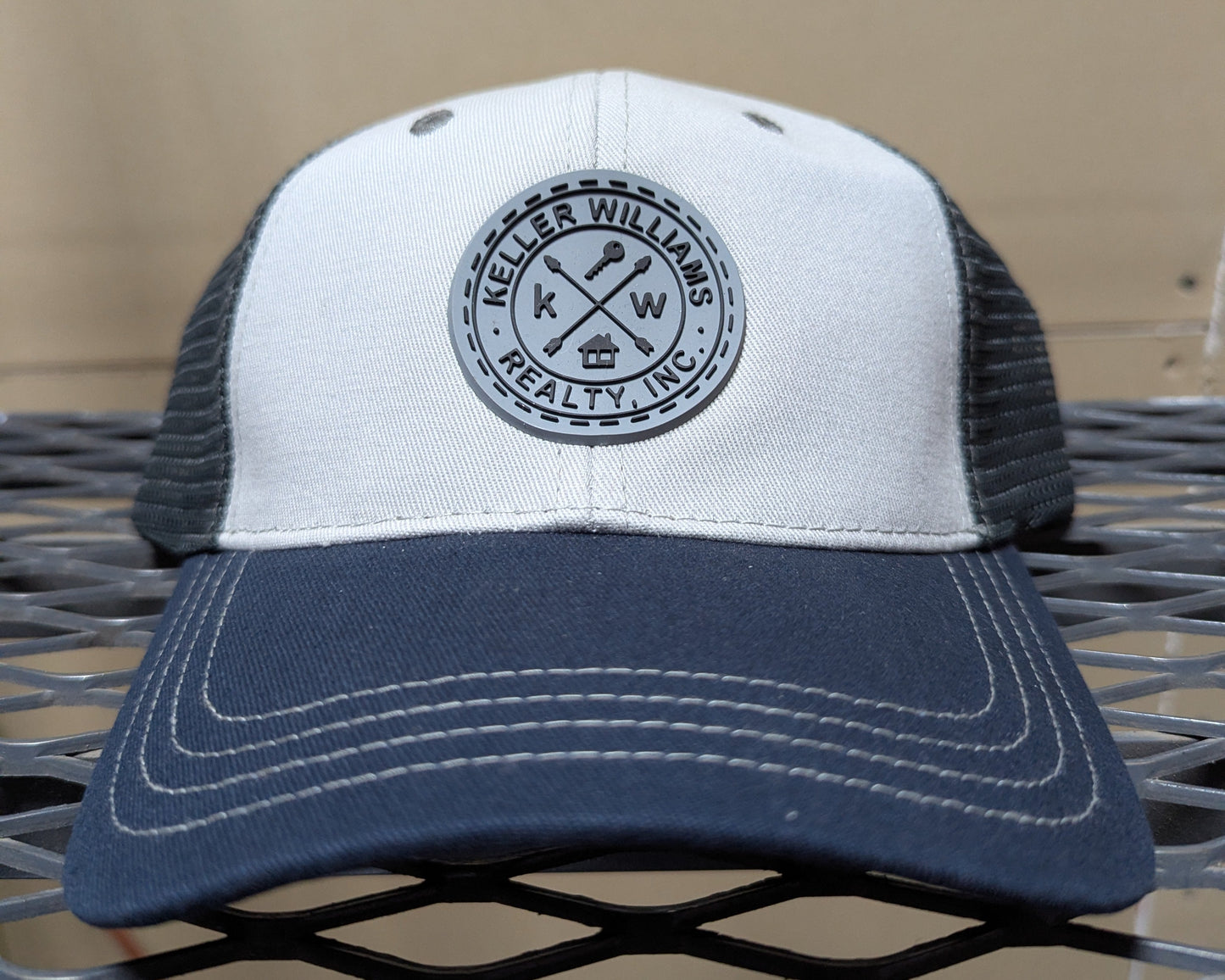 District ® Tri-Tone Mesh Back Cap - KWDT616